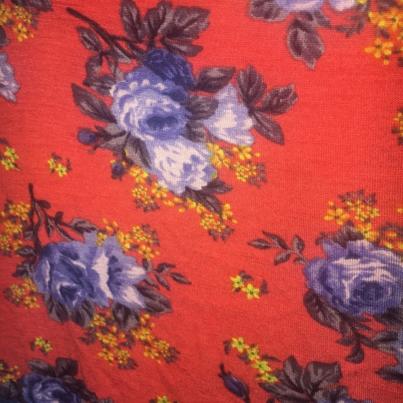 Cropped flower tank top - Picture 2 of 2